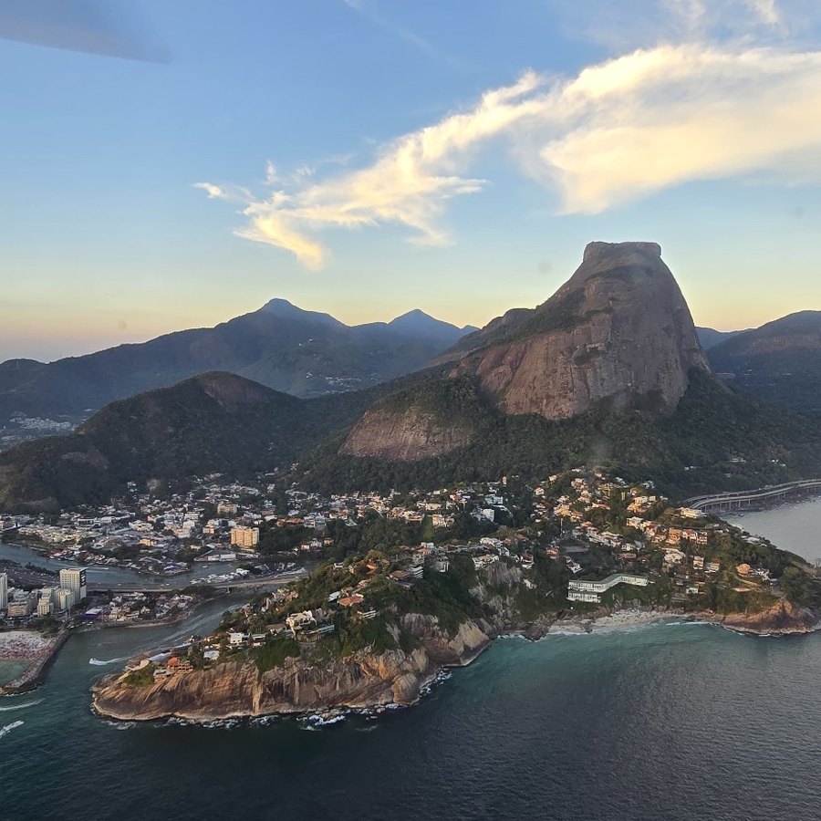 Rio Horizon helicopter flying over Guanabara Bay